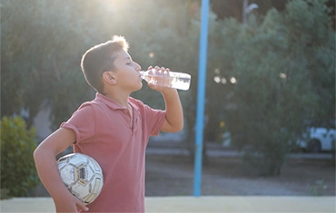 Dehydration and Injury Risk: What Young Athletes (and Parents) Should Know