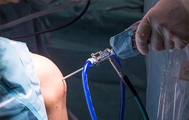 How Do Hip Preservation Surgeons in Chicago Decide If an Athlete Needs Surgery?