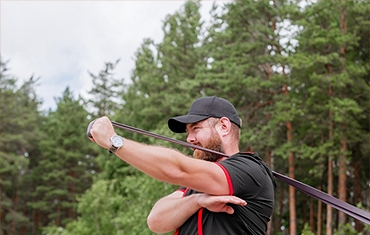 What Sports Injuries Does a Shoulder Surgeon in Chicago Treat?